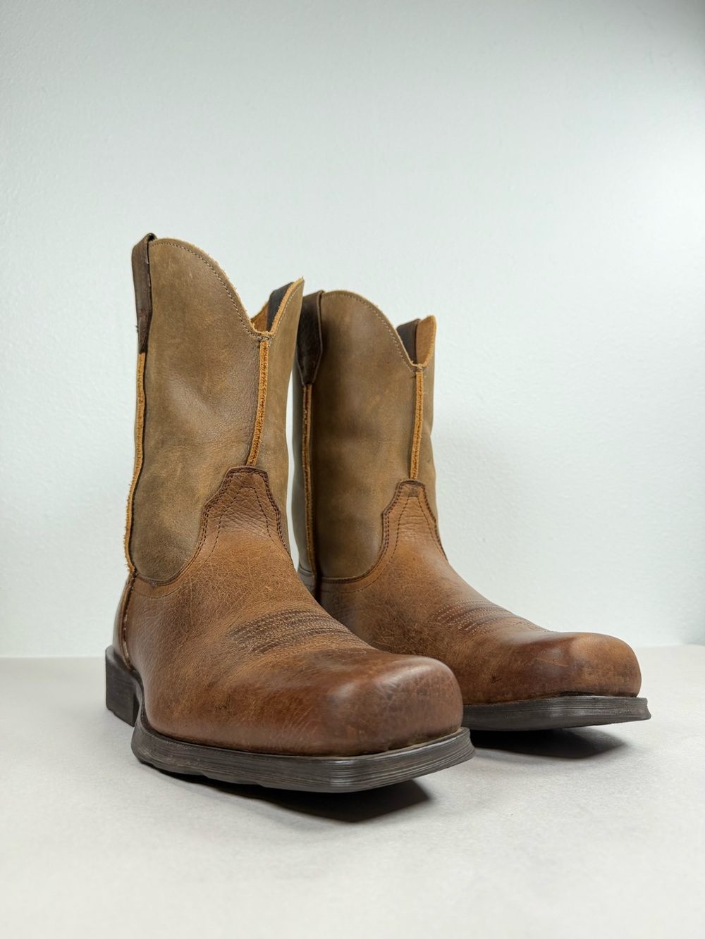 Ariat® Rambler Men's Cowboy Boots Size 9 EE Earth Brown Square Toe 10002317